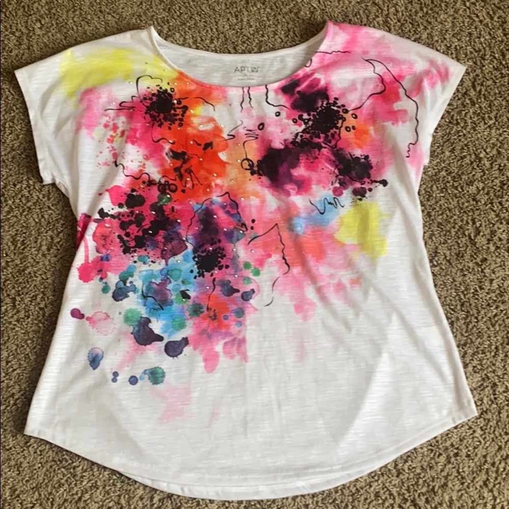 Apt. 9 women’s PL floral design tee